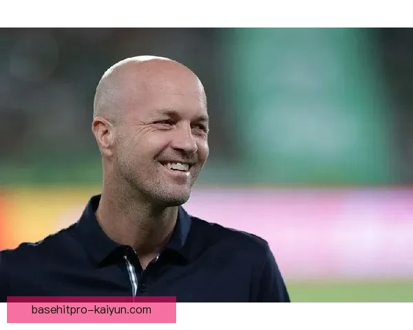 克鲁伊夫比赛节奏控制能力持续提升，助力球队表现稳健